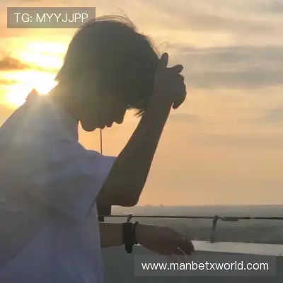 束启万